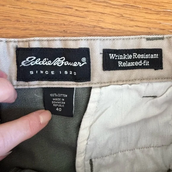 Eddie Bauer Men's Relaxed-Fit 100% Cotton Gray-Green Chinos, 40 - Picture 4 of 10